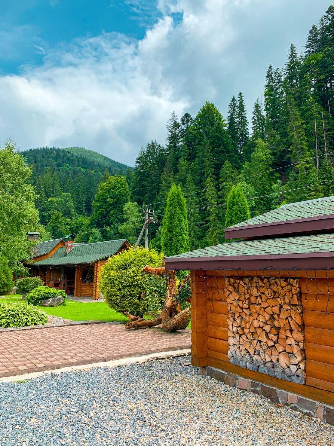 Forest House Tatariv Eksteriør billede