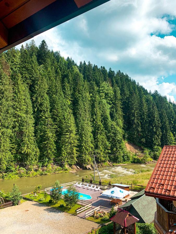 Forest House Tatariv Eksteriør billede